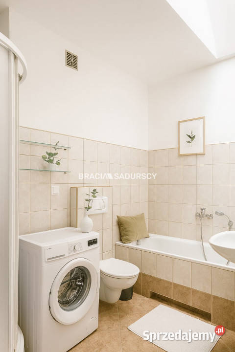 Do sprzedaży mieszkanie 51m2 Kraków Królowej Rok budowy 2001