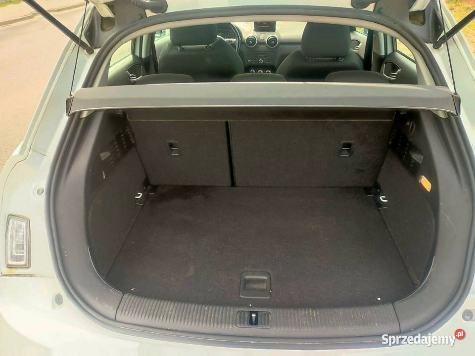 Audi A1 A1 5 drzwi zadbane 16tdi 8X 2010 wielkopolskie