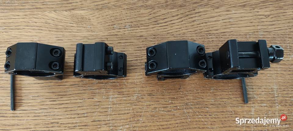 Dwa montaże do lunety celowniczej Żołynia