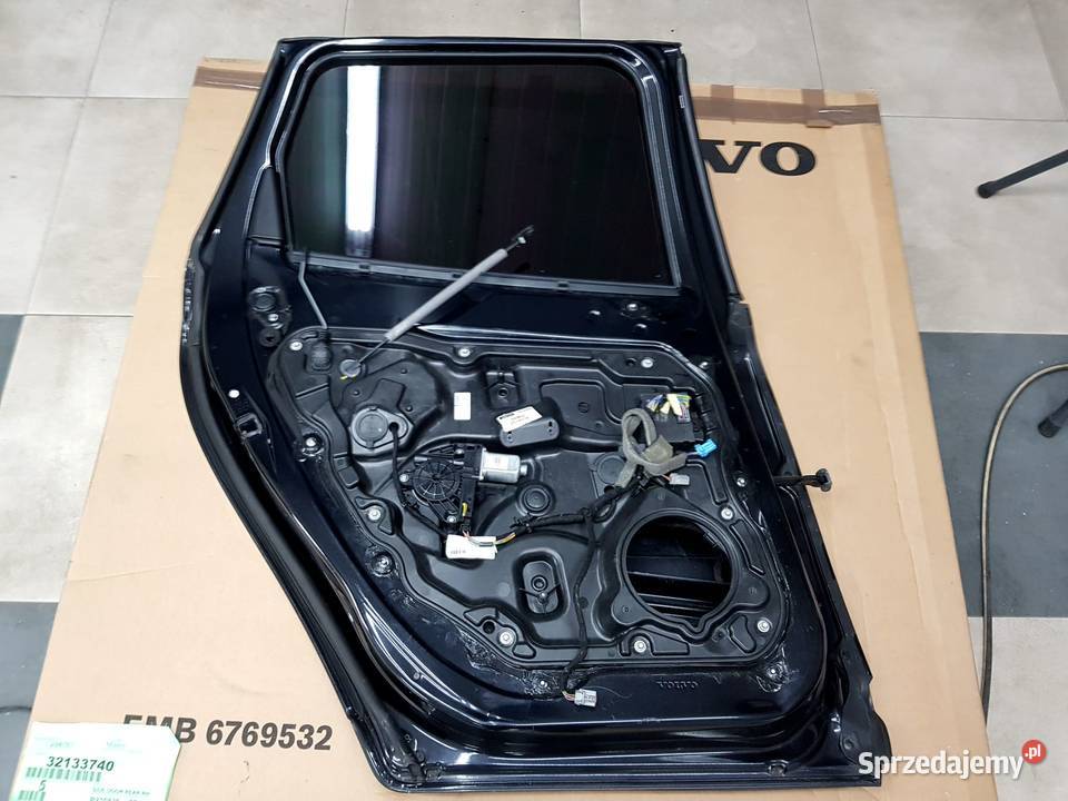 Volvo XC60 I Drzwi lewy tył kod lakieru 452 46 Lelis