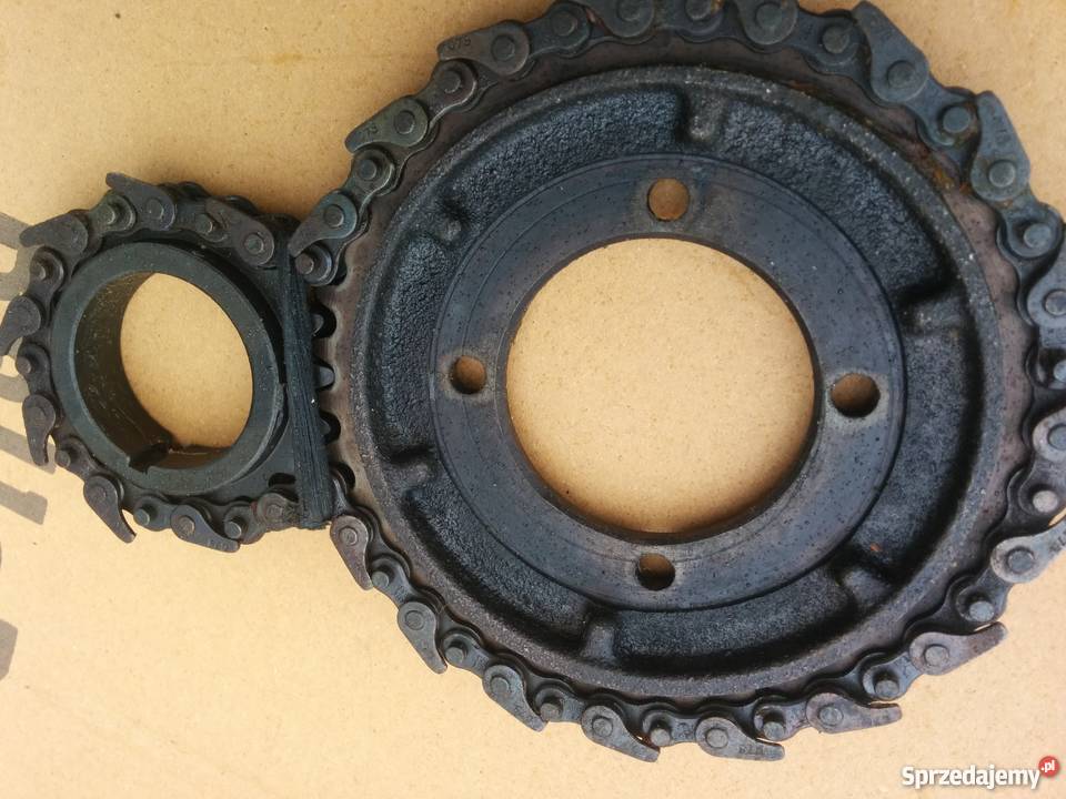 Fiat 126 lancuch rozrzadu z kolami PRL podkarpackie Stalowa Wola