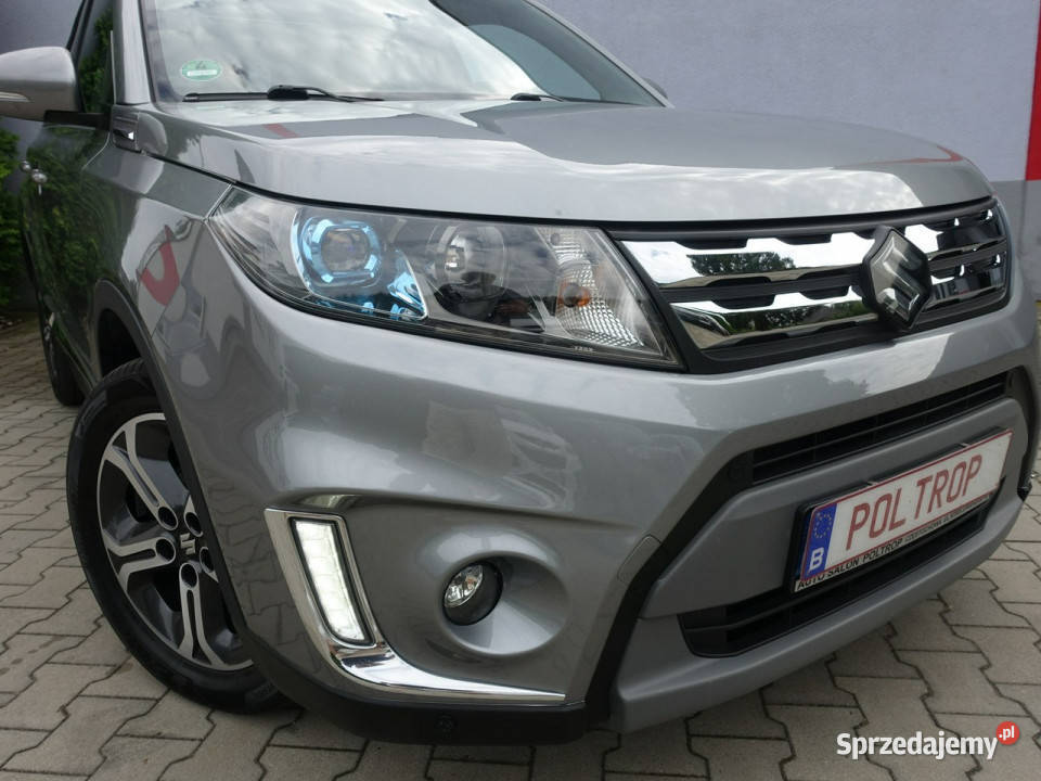Suzuki Vitara 16i Panorama Ledy Półskóra Alu Rok produkcji 2015 Vitara Częstochowa