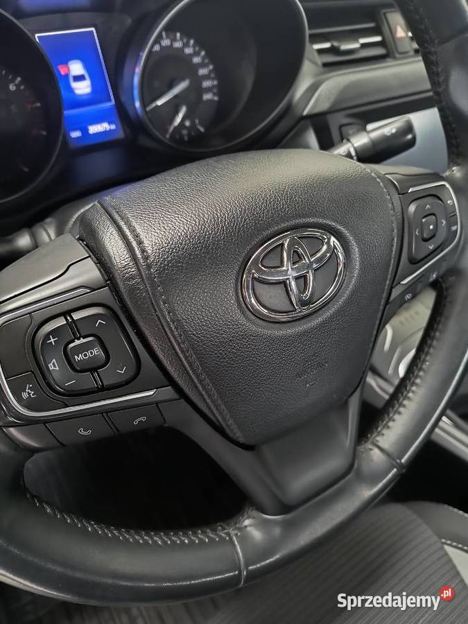 Toyota Avensis model 2017 Zarejestrowany w Polsce Sulechów