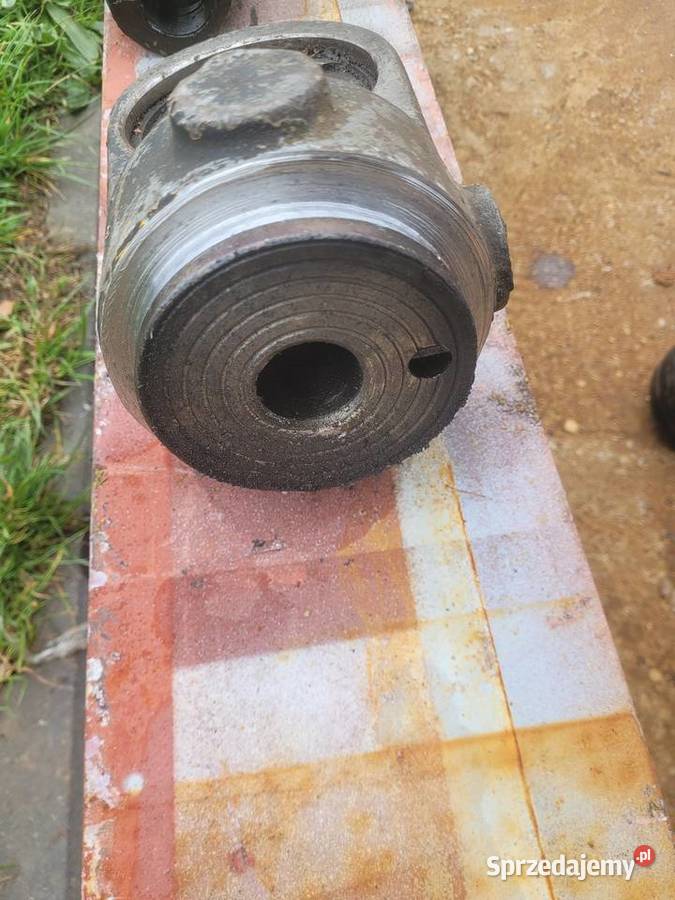 Uszy do siłownika z łożyskiem Rawa Mazowiecka