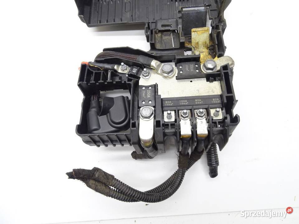 SKRZYNKA BEZPIECZNIKÓW 13491092 OPEL CORSA E 12 sprzedam