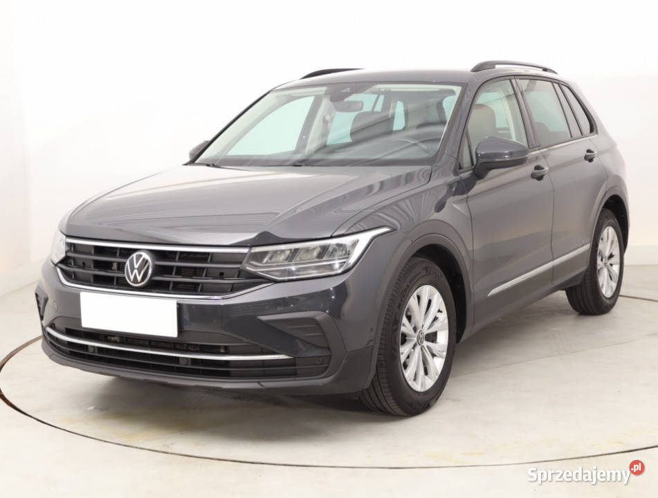 VW Tiguan 15 TSI asystent parkowania Bielany Wrocławskie