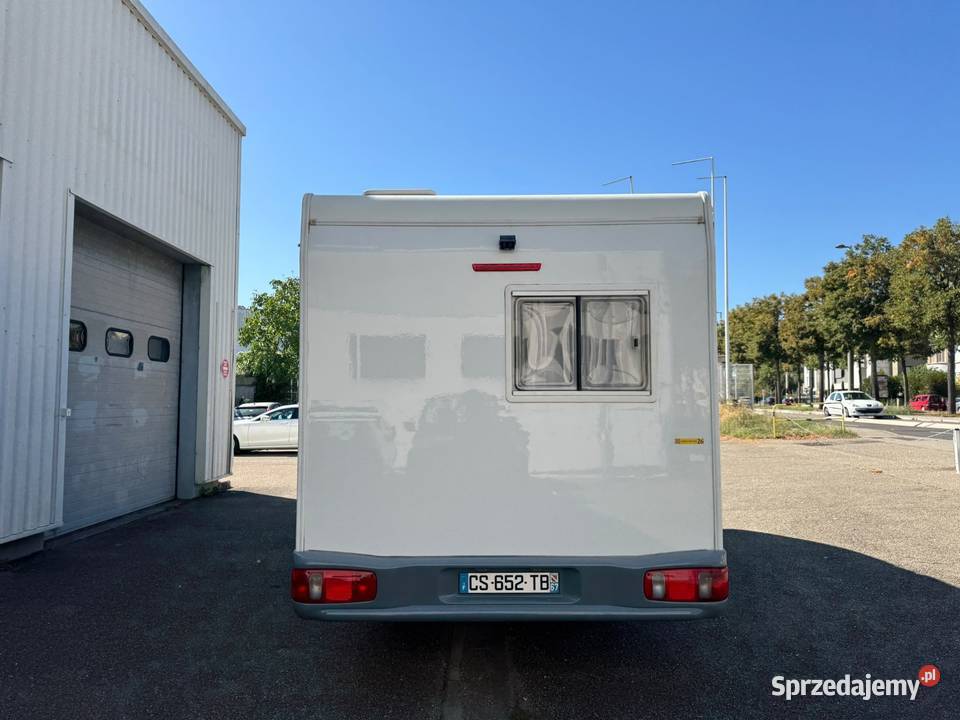 KAMPER FORD TRANSIT półintegra Rok produkcji 2004 Kampery Jelenia Góra