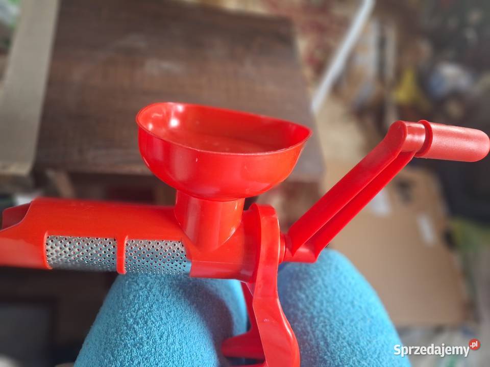 Maszynka do soku np Z winogronpomidorów itp Akcesoria kuchenne Warszawa