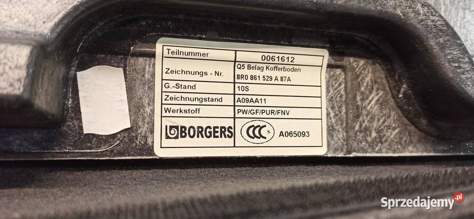 OSŁONA BAGAŻNIKA 8R0861529A osobowe