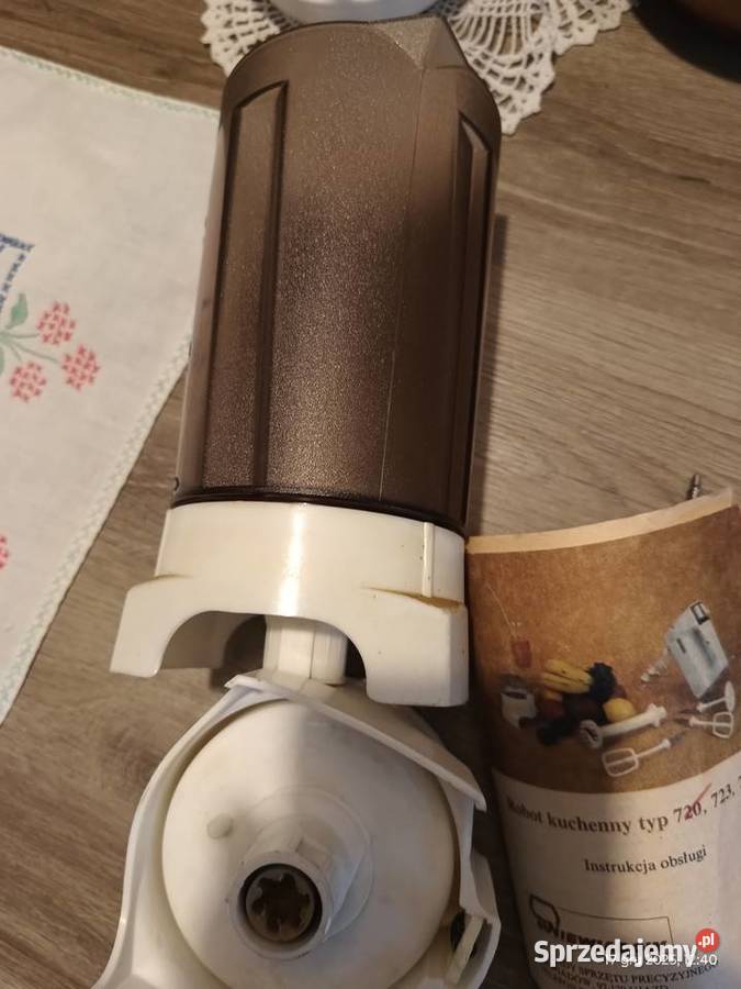 Elementy robota kuchennego Wronki