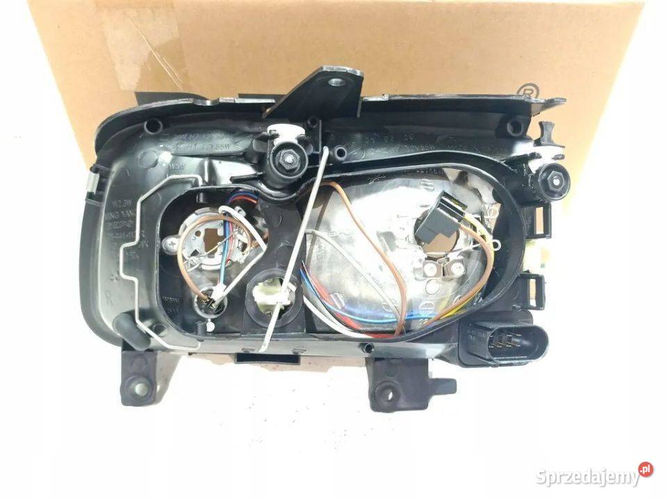 VW Polo III LIFT 9901 LAMPA REFLEKTOR PRAWY Skarżysko-Kamienna