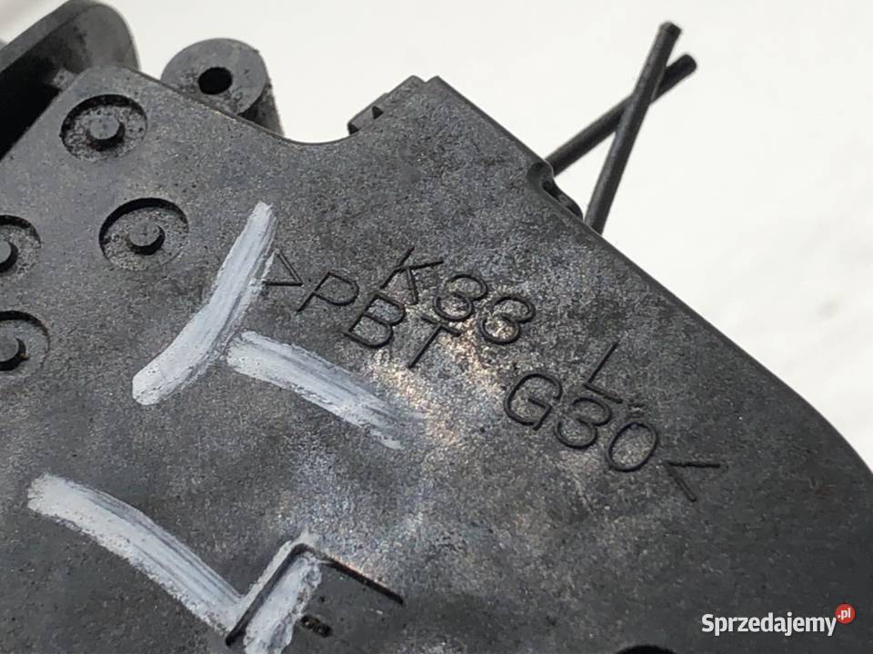 ZAMEK DRZWI LEWY TYŁ HONDA ACCORD VII podkarpackie sprzedam