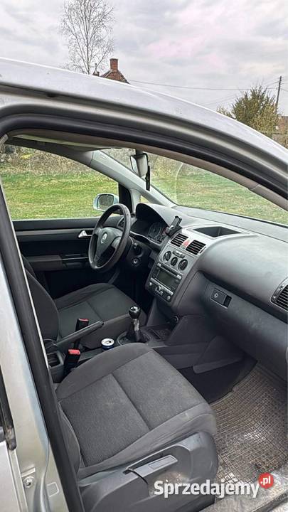 Volkswagen Touran Czerna