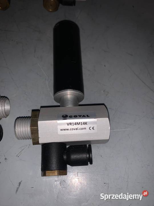 COVAL Inline ejector male vacuum outlet with Warszawa