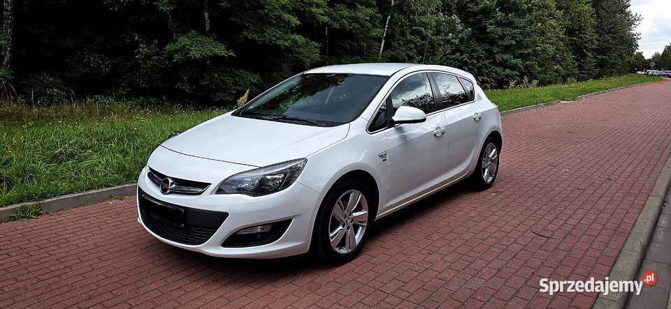 Opel Astra J 14 benzyna 120 super stan tech światła przeciwmgielne Czeladź sprzedam
