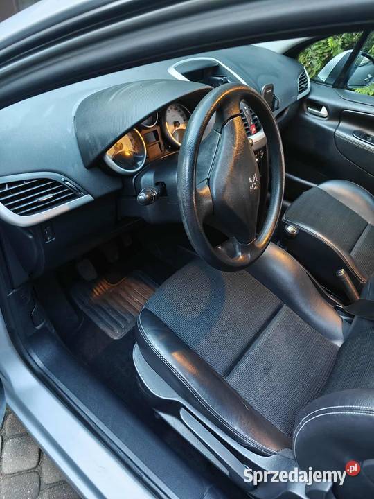 Peugeot 207 SW 14 8v Piotrków Trybunalski sprzedam