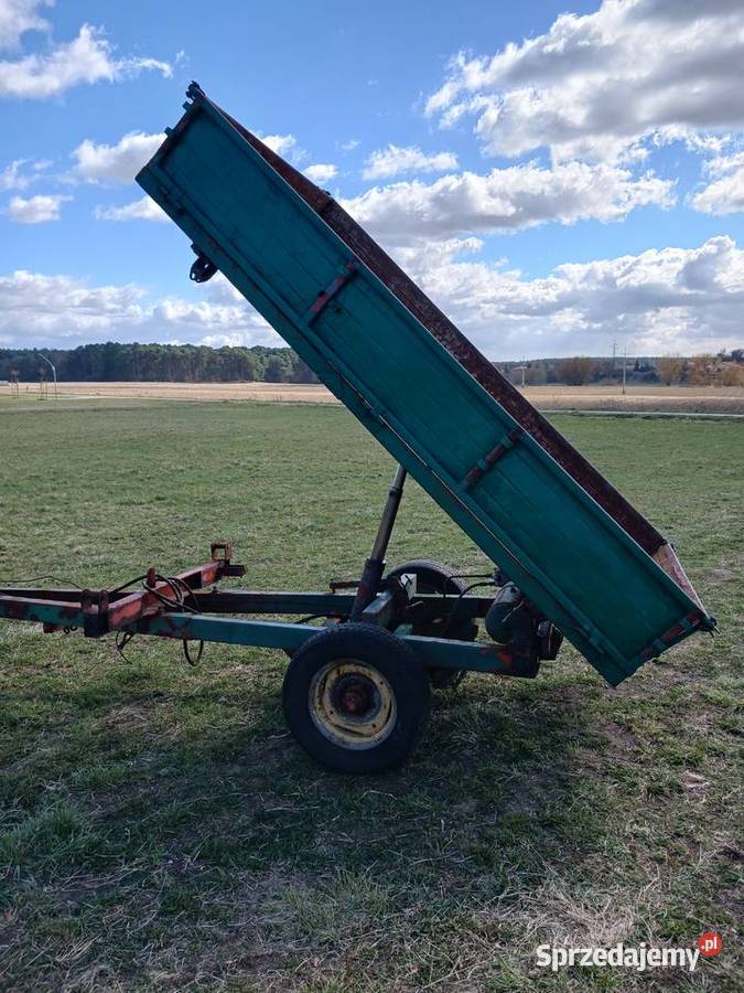 Przyczepa jednoosiowa wywrotka 3 strony nieuszkodzony Wronki