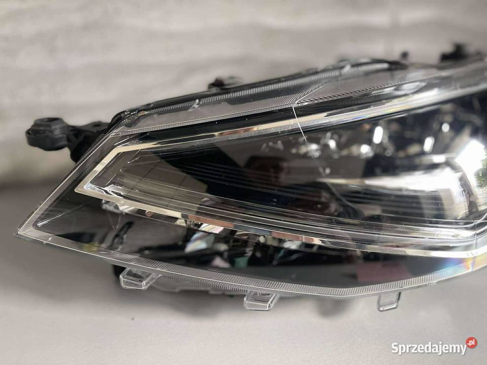 SEAT IBIZA 5 PRAWA LAMPA PRZÓD 201723 6F1941007C sprzedam