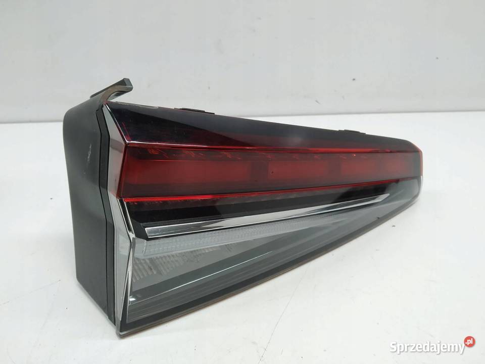 LAMPA TYŁ W KLAPĘ LEWA EUROPA SEDAN HB 3P3945307 Motoryzacja