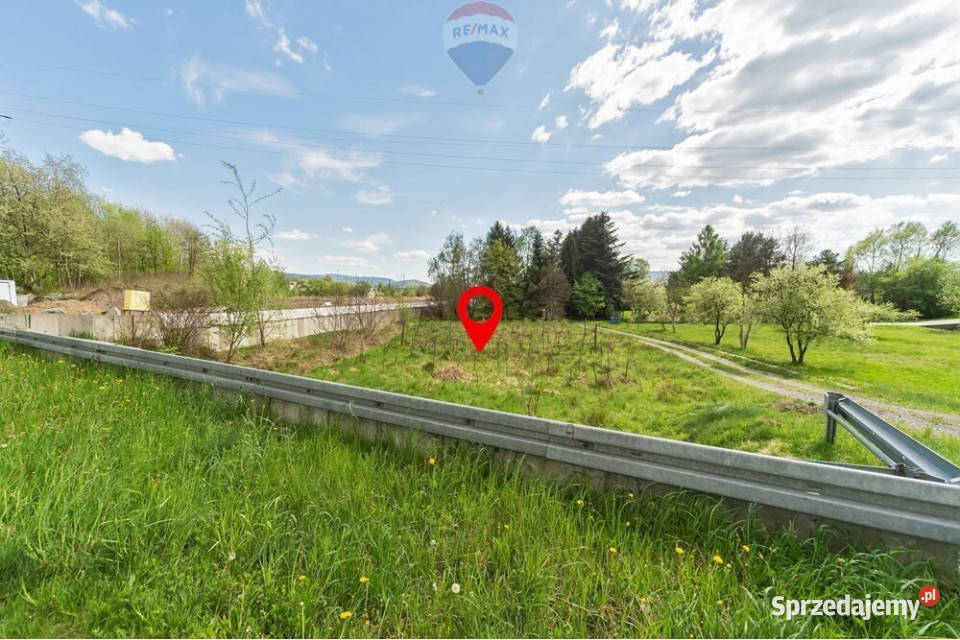 Inwestycyjne 3590m2 głównej drodze Komorowic sprzedam