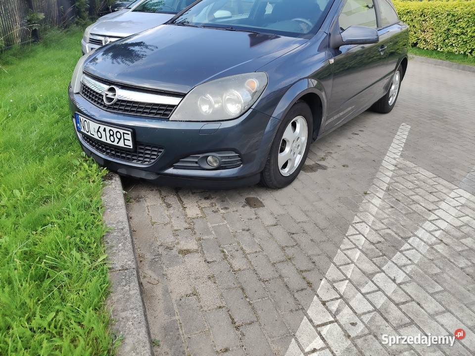 Opel astra h 16 gtc Piła