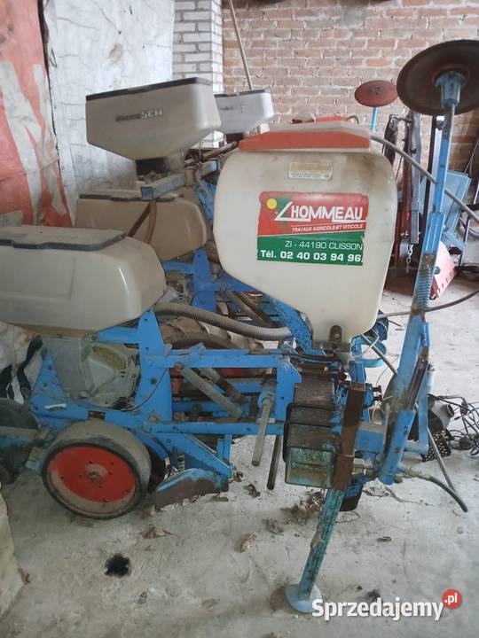 Siewnik pneumatyczny do kukurydzy Siewniki i sadzarki Świdnik sprzedam