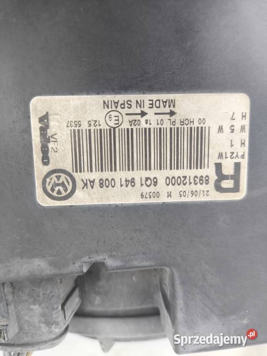 VW POLO IV 9N LIFT LAMPA PRZEDNIA PRZÓD LEWA