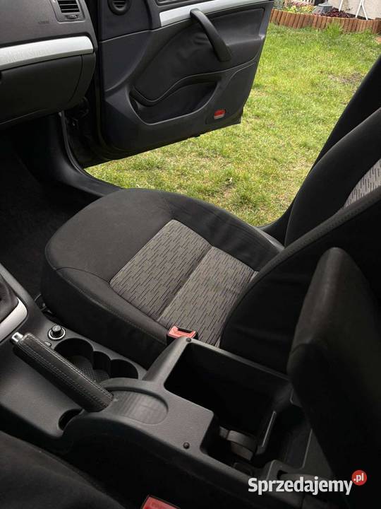 koda Octavia II Polift Wieleń