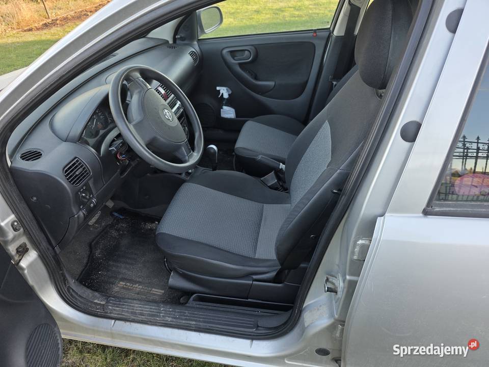 Opel corsa C 12 automat