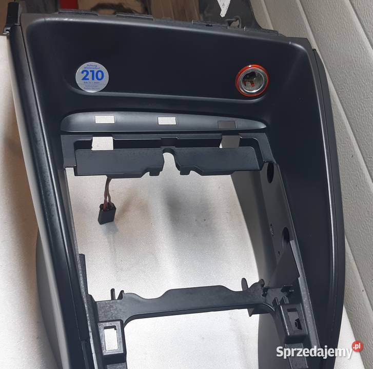 TUNEL ŚRODKOWY AUDI A3 8V 8V1863241 dolnośląskie Mielęcin