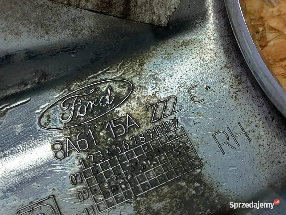 Ramka Halogenu Prawy Przód Ford Fiesta Mk7 Pleszew sprzedam