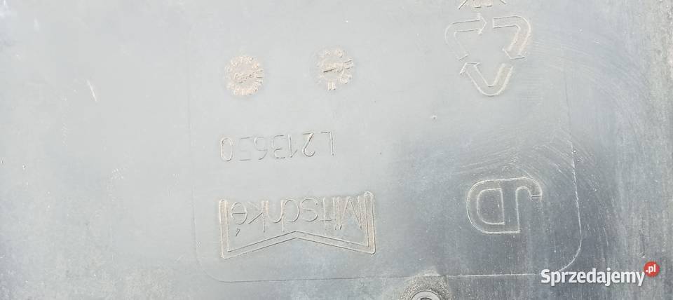L225284 Przedłużenie błotnika prawej stronie Kabina i karoseria pomorskie Rudno