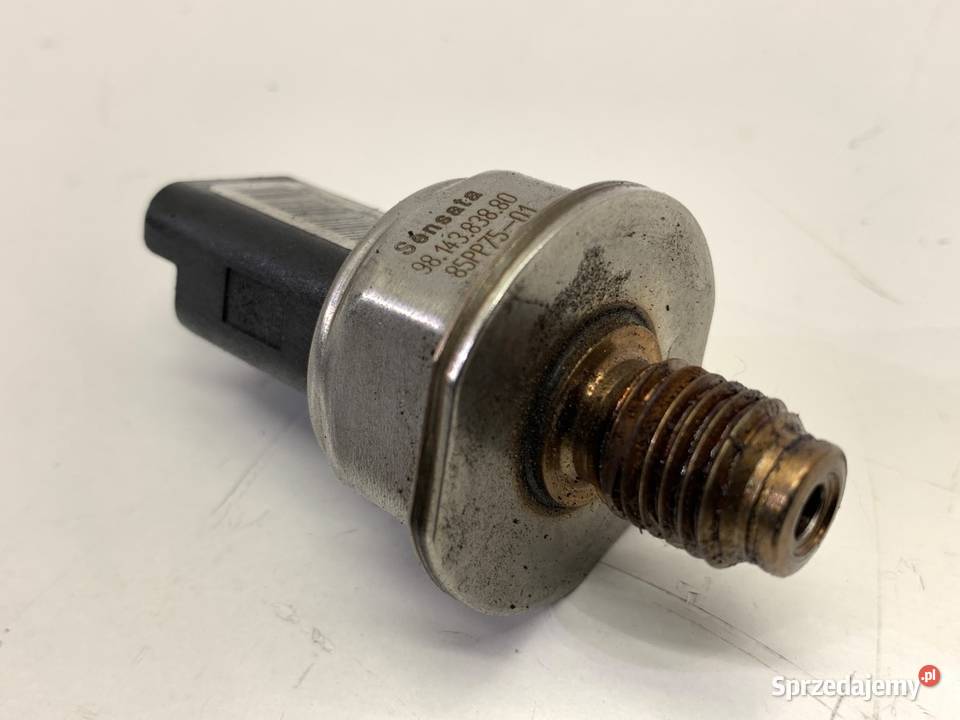 CZUJNIK CIŚNIENIA PALIWA FORD MONDEO MK5 osobowe Czujniki układu paliwowego