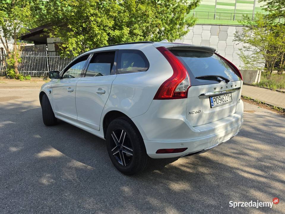 Volvo xc60 24d 4x4 144 przebieg Warszawa sprzedam