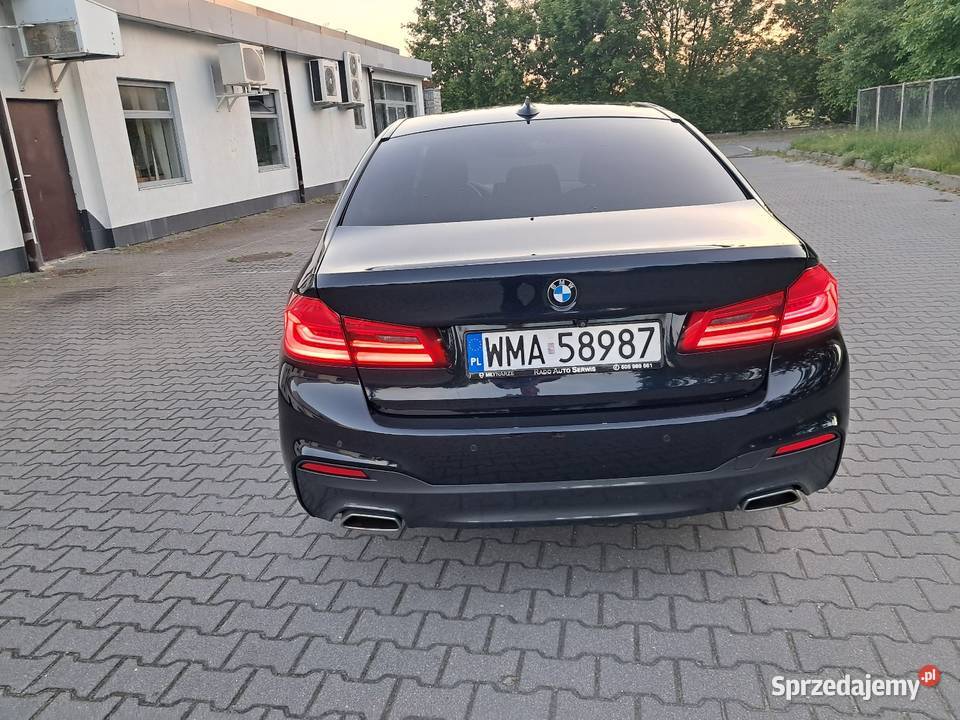 Bmw G30Salon PolskaMa pakiet światła do jazdy dziennej