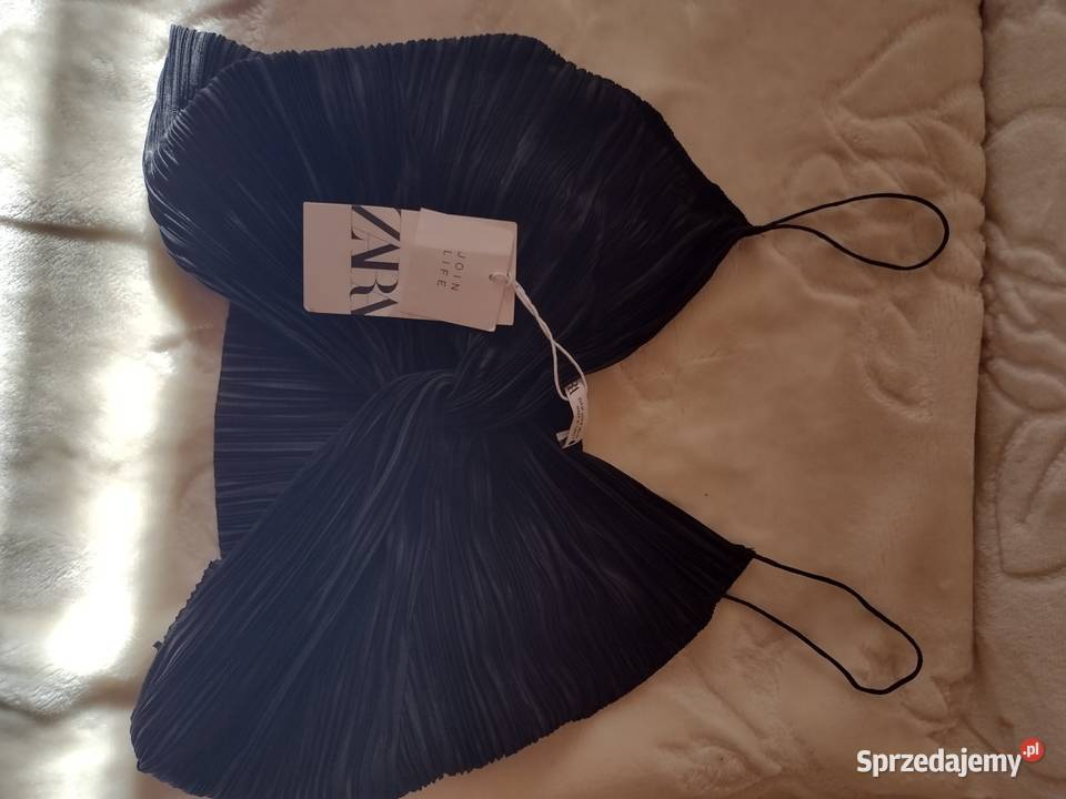 38M ZARACzarnakrótka bluzka plażowa z Madrytu