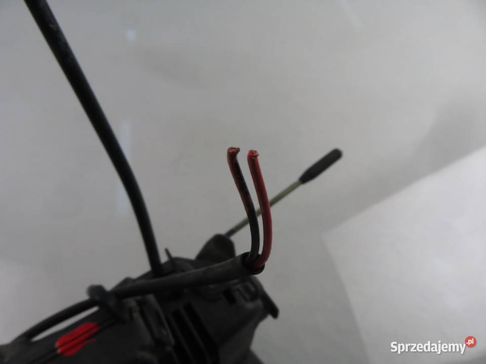 ZAMEK LEWY PRZEDNI MERCEDES W203 osobowe