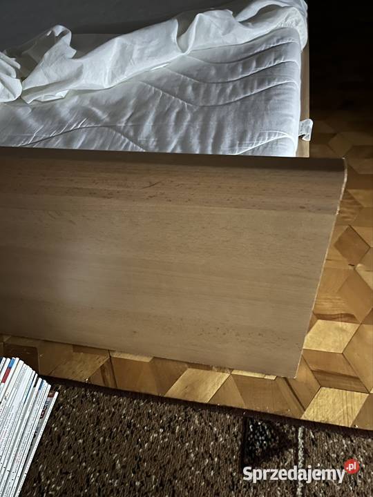 Łóżko BRW 140 x 200 materac Łóżka