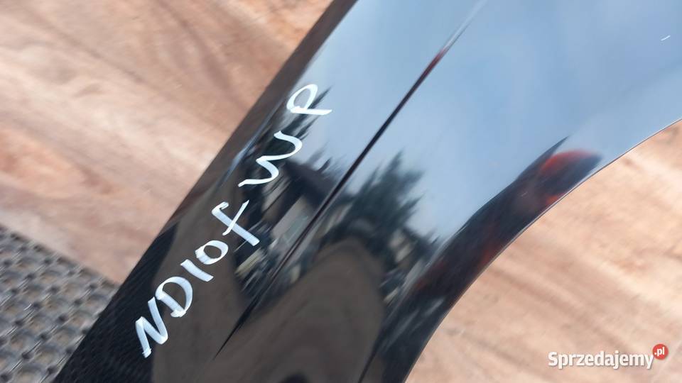 AUDI A3 8P LIFT BŁOTNIK PRZÓD PRAWY LY9W Zbierkowo