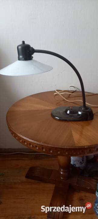 Lampa biurkowa w stylu Bauhaus z lat 193040 Skierniewice