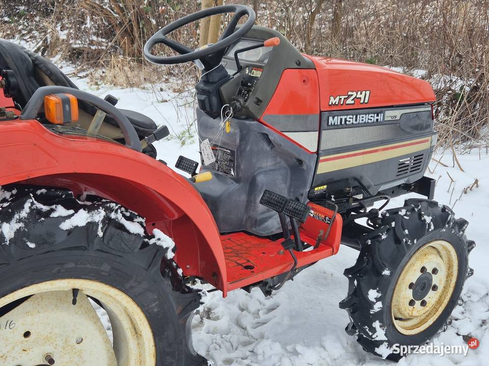 Traktorek MITSUBISHI MT241D 24 44 Wspomaganie Małuszyn