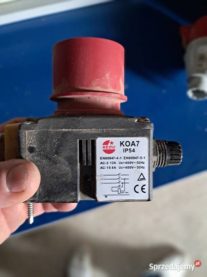 WŁACZNIK WYŁĄCZNIK 3 faz 400V Kedu wtyka 16A Chmielek