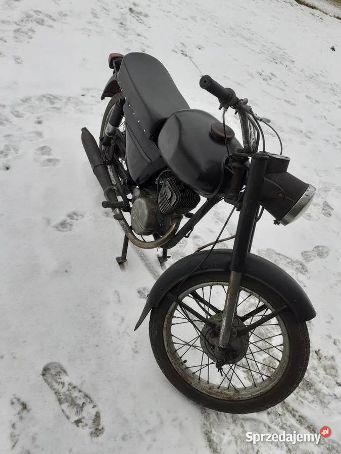 Wsk na chodzie komar motorynka ogar Konin