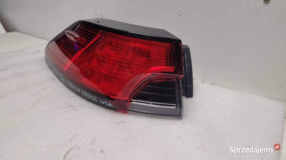 LAMPA LEWY TYŁ LED TOYOTA COROLLA CROSS USA