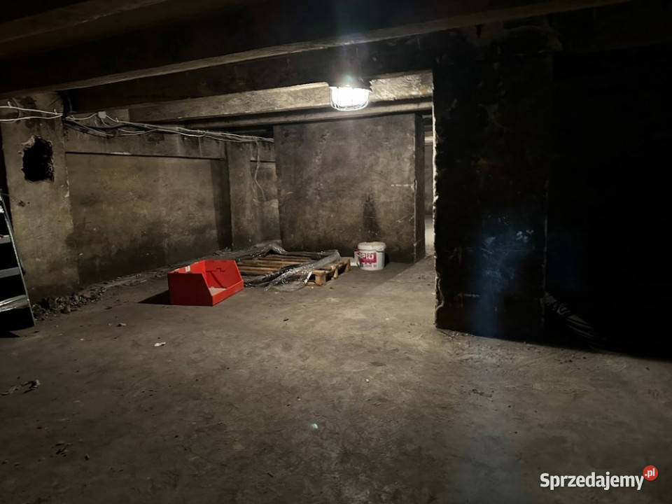 Syndyk sprzeda budynek magazynowo usługowy Sosnowiec sprzedam