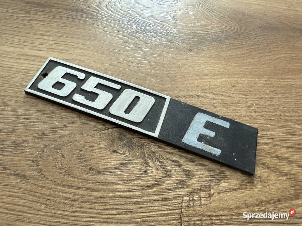 Emblemat na tylną klapę 650 E Fiat 126 Sosnowiec