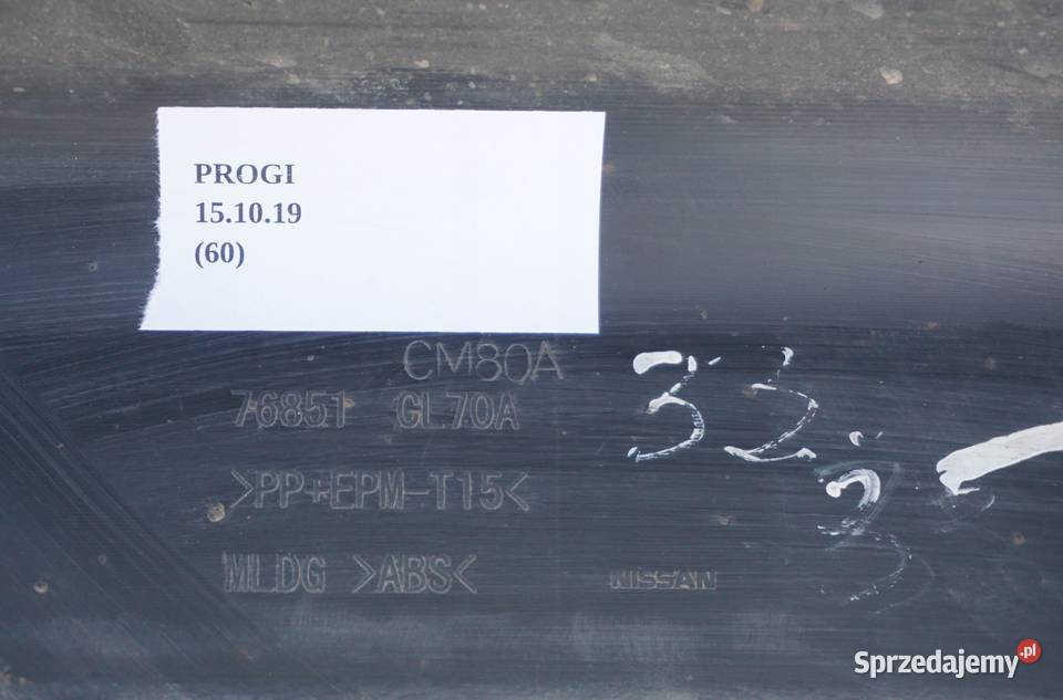 LISTWA PROGOWA PRAWA PRÓG INFINITI FX35 FX45 Nowy Tomyśl