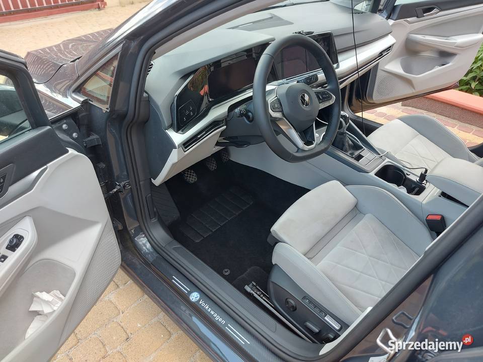 VW Golf VIII Variant właściciela światła przeciwmgielne Płock sprzedam