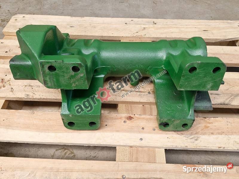 Uchwyt wałka górnych ramion John Deere 6810 6910 Byków sprzedam