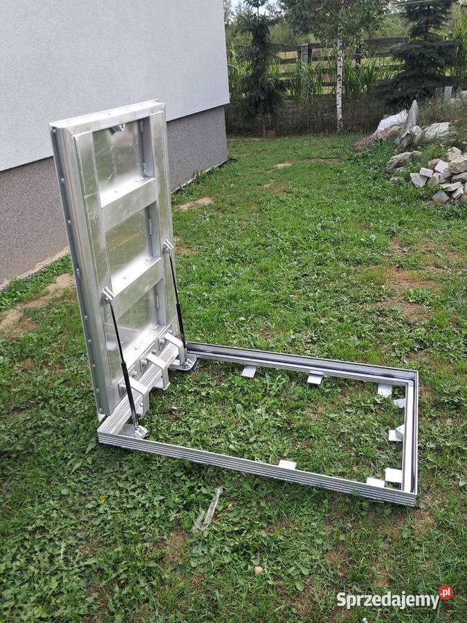Sprzedam właz do piwnicy Pozostałe Nowy Dwór Mazowiecki